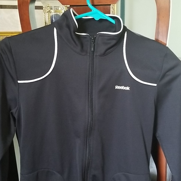 ❤❤❤ Girl's Reebok Jacket - Picture 4 of 4